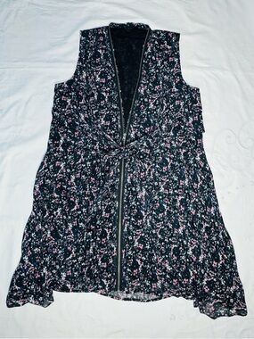 AllSaints Jayda Pepper Floral Zip-Front Asymmetrical Dress
Size Medium